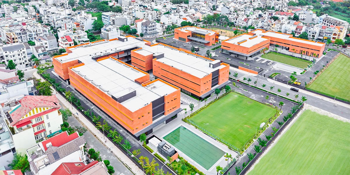 Khuôn viên Trường Quốc tế Nam Mỹ UTS cơ sở Nam Sài Gòn nhìn từ trên cao