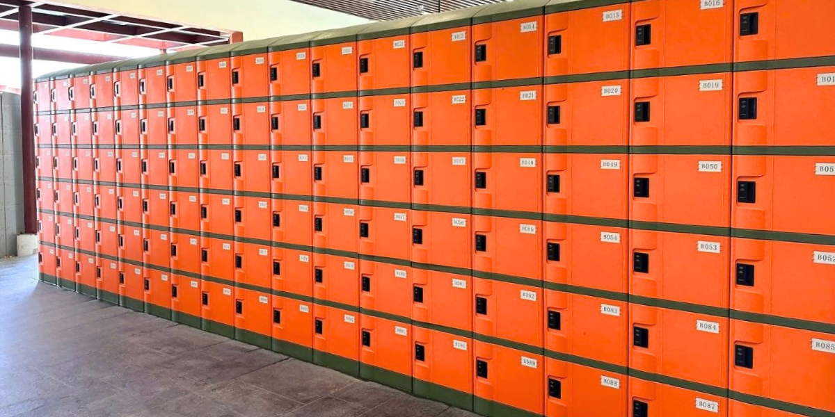 Dãy tủ locker ABS W300 màu cam lắp khóa thông minh cao cấp