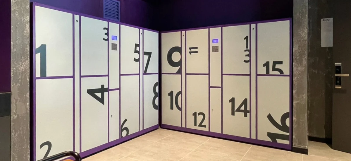Smart Locker tại Sojo Hotel