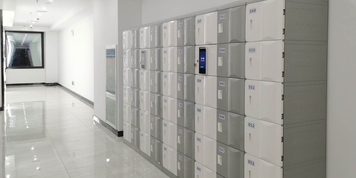 Tủ locker thông minh được triển khai thực tế, mang lại giải pháp quản lý tài sản an toàn và tiện lợi.